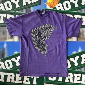 Famous stars and straps t shirt